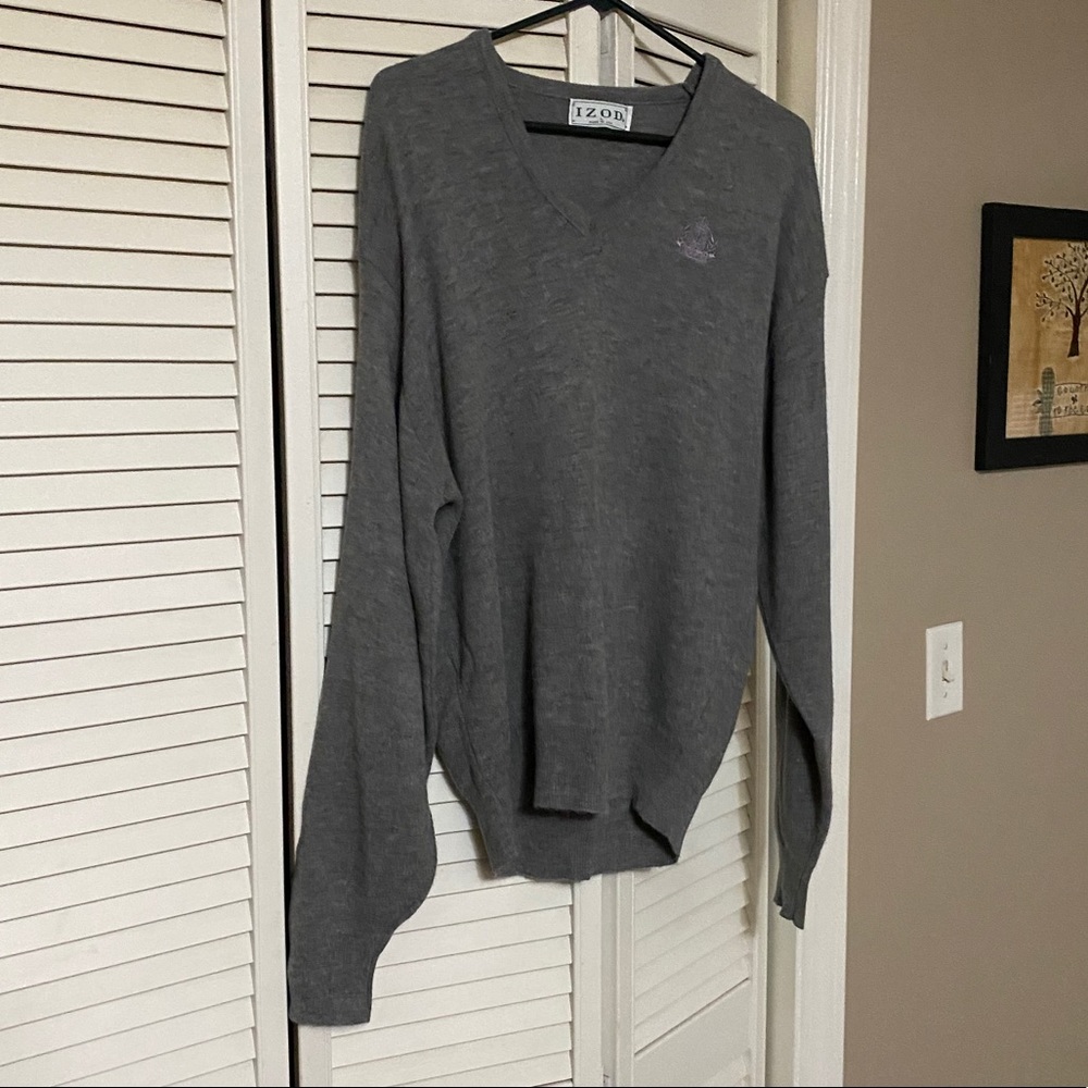 Izod Sweater SZ LG‎